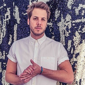 Jesse Macht of Race The Tide